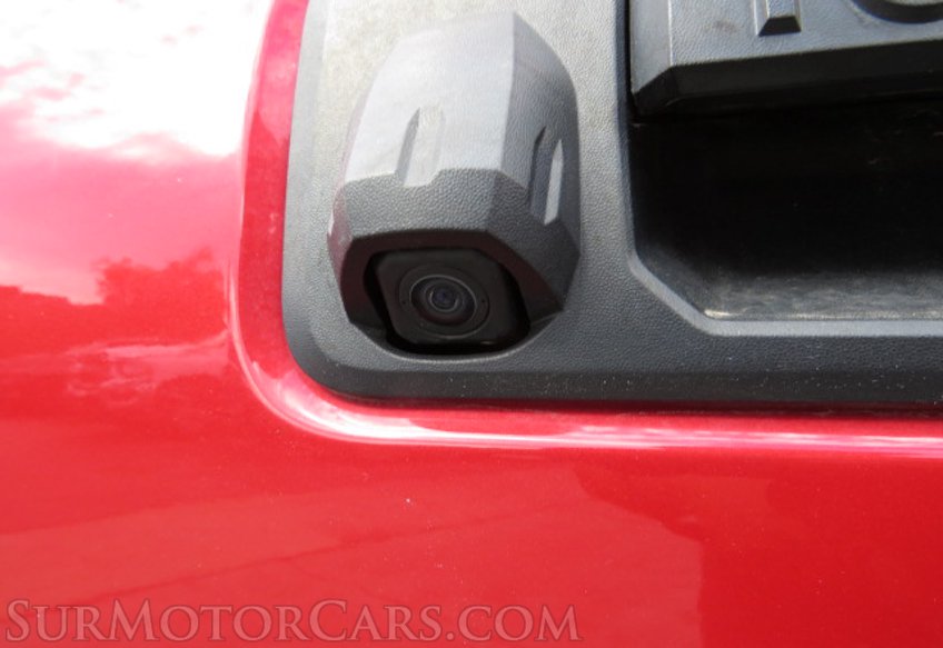 2020 Toyota Tacoma 4WD - Image 18