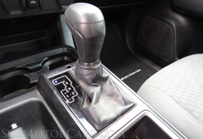 2020 Toyota Tacoma 4WD - Image 37