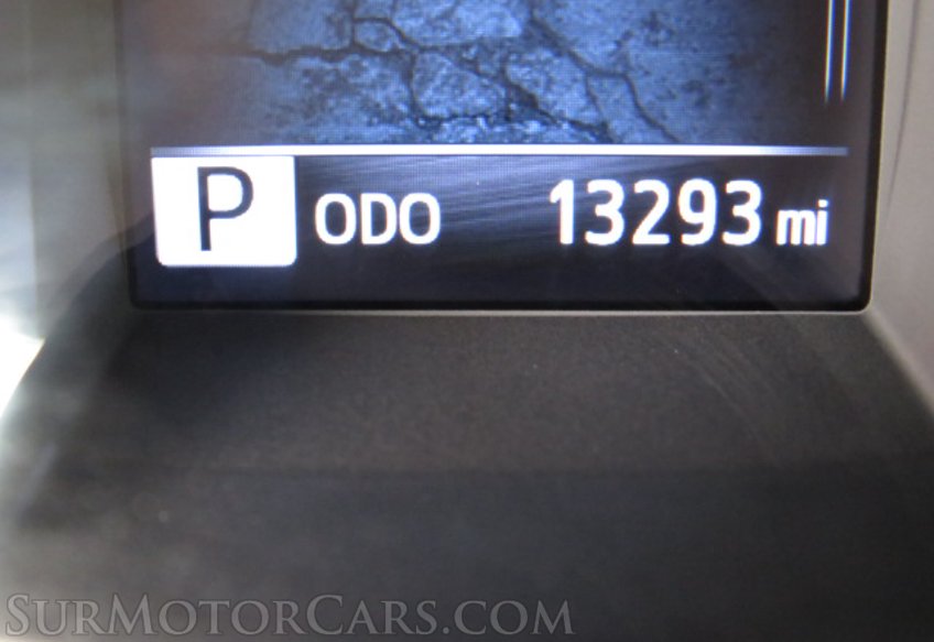 2020 Toyota Tacoma 4WD - Image 30