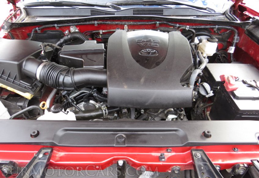 2020 Toyota Tacoma 4WD - Image 43