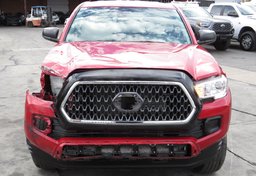 2020 Toyota Tacoma 4WD - Image 11