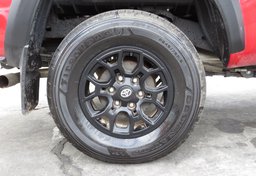 2020 Toyota Tacoma 4WD - Image 20