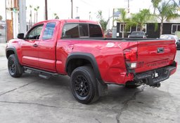 2020 Toyota Tacoma 4WD - Image 8