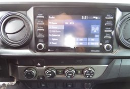 2020 Toyota Tacoma 4WD - Image 34