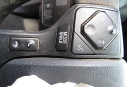 2020 Toyota Tacoma 4WD - Image 31