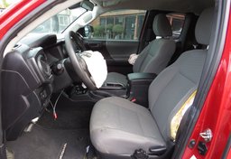 2020 Toyota Tacoma 4WD - Image 22