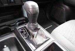 2020 Toyota Tacoma 4WD - Image 37