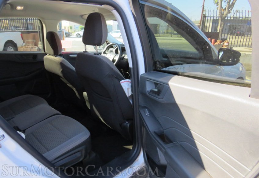 2022 Ford Escape - Image 22