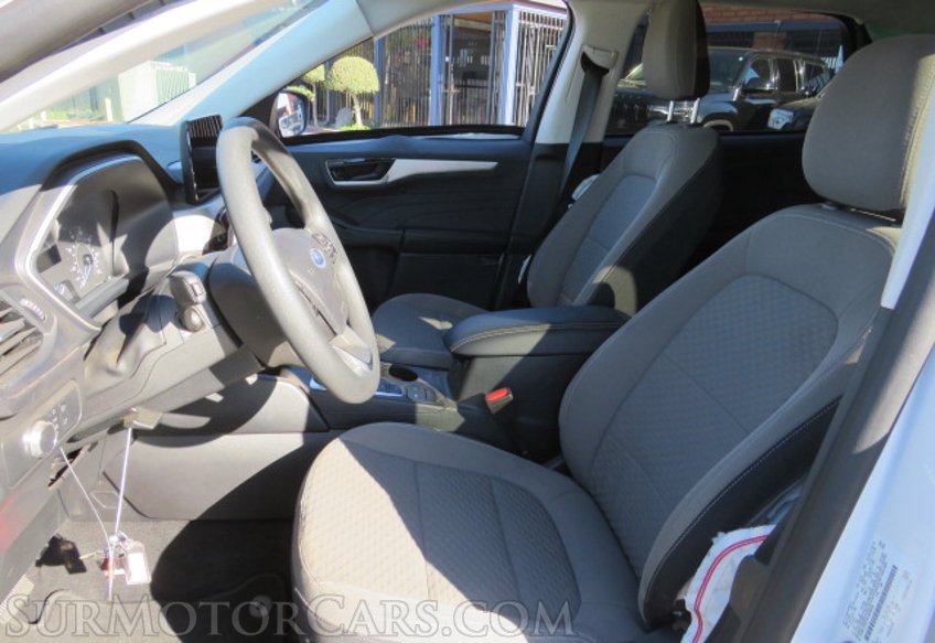 2022 Ford Escape - Image 25