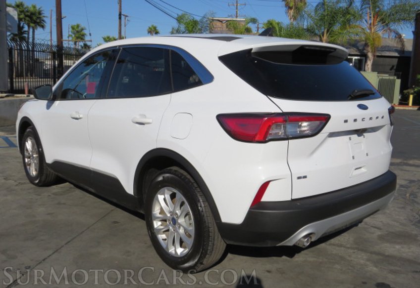 2022 Ford Escape - Image 9