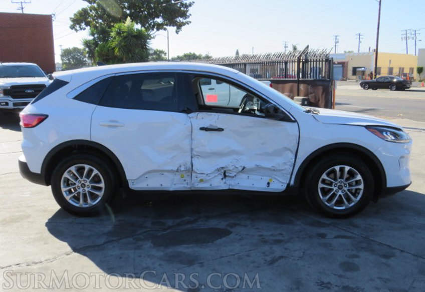 2022 Ford Escape - Image 6