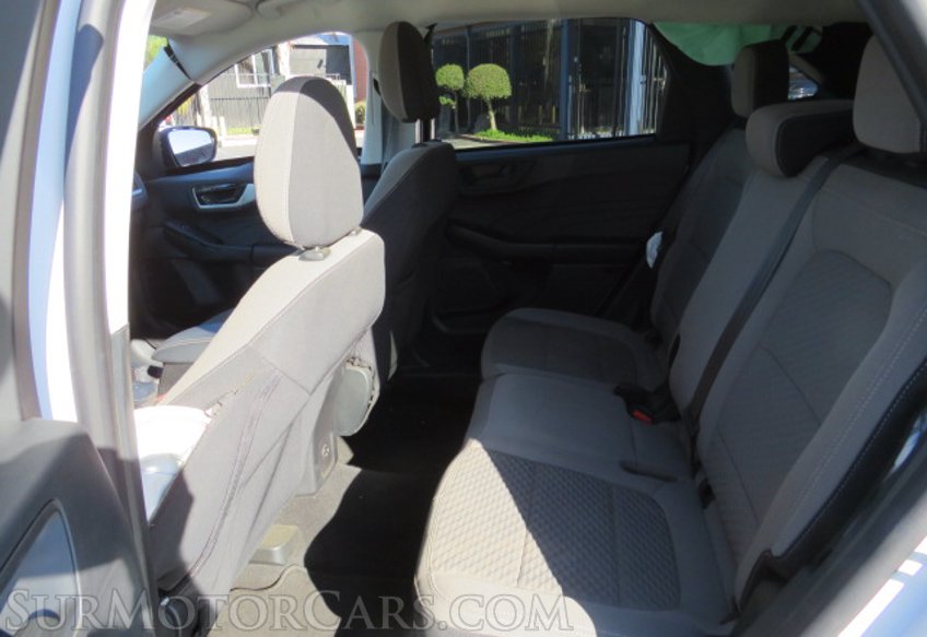 2022 Ford Escape - Image 29