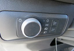 2022 Ford Escape - Image 40