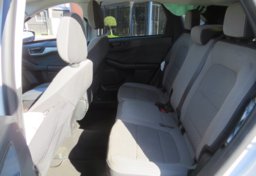 2022 Ford Escape - Image 27