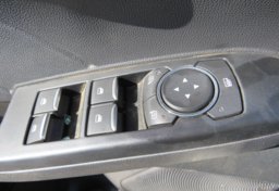 2022 Ford Escape - Image 41