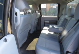2016 Ford Super Duty F-250 SRW - Image 32