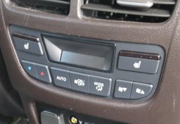 2017 Acura MDX - Image 40