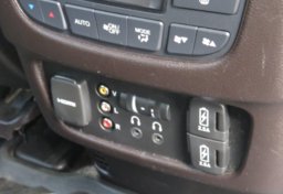 2017 Acura MDX - Image 38