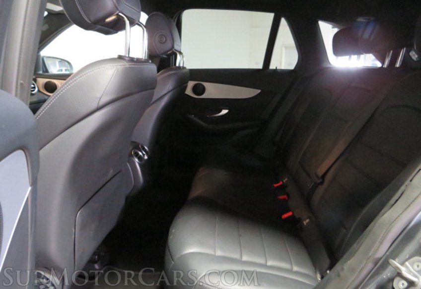 2021 Mercedes-Benz GLC - Image 28