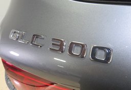 2021 Mercedes-Benz GLC - Image 17