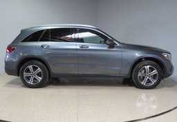 2021 Mercedes-Benz GLC - Image 11