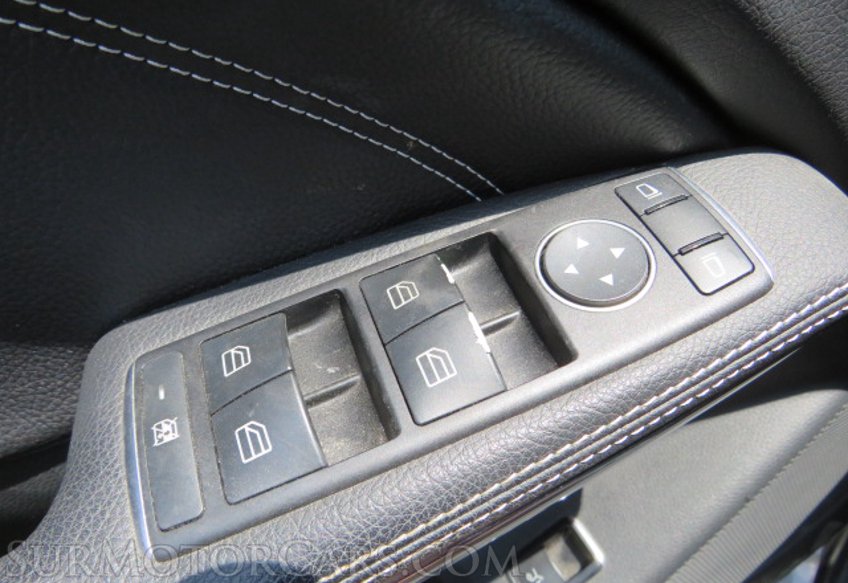 2017 Mercedes-Benz GLA - Image 48