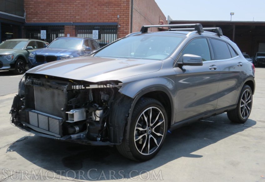 2017 Mercedes-Benz GLA - Image 4