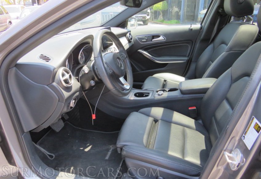 2017 Mercedes-Benz GLA - Image 20