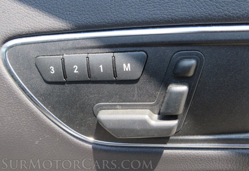 2017 Mercedes-Benz GLA - Image 47