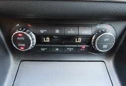 2017 Mercedes-Benz GLA - Image 41