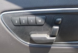 2017 Mercedes-Benz GLA - Image 47