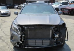 2017 Mercedes-Benz GLA - Image 11