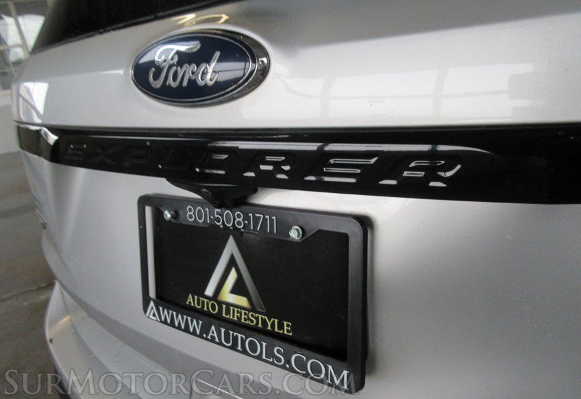 2017 Ford Explorer - Image 24