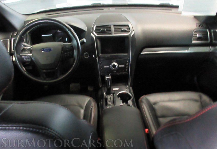 2017 Ford Explorer - Image 27
