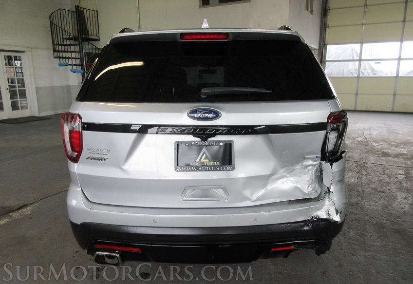 2017 Ford Explorer - Image 14