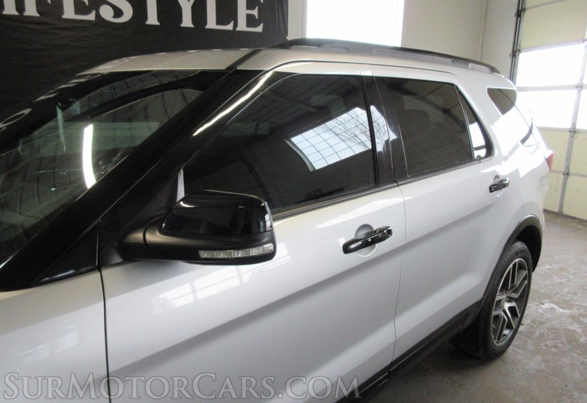 2017 Ford Explorer - Image 20