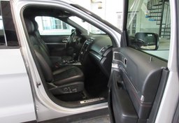 2017 Ford Explorer - Image 30