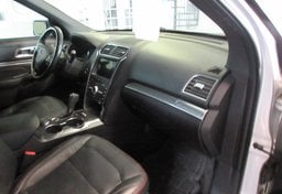 2017 Ford Explorer - Image 28