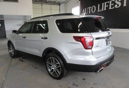 2017 Ford Explorer - Image 8