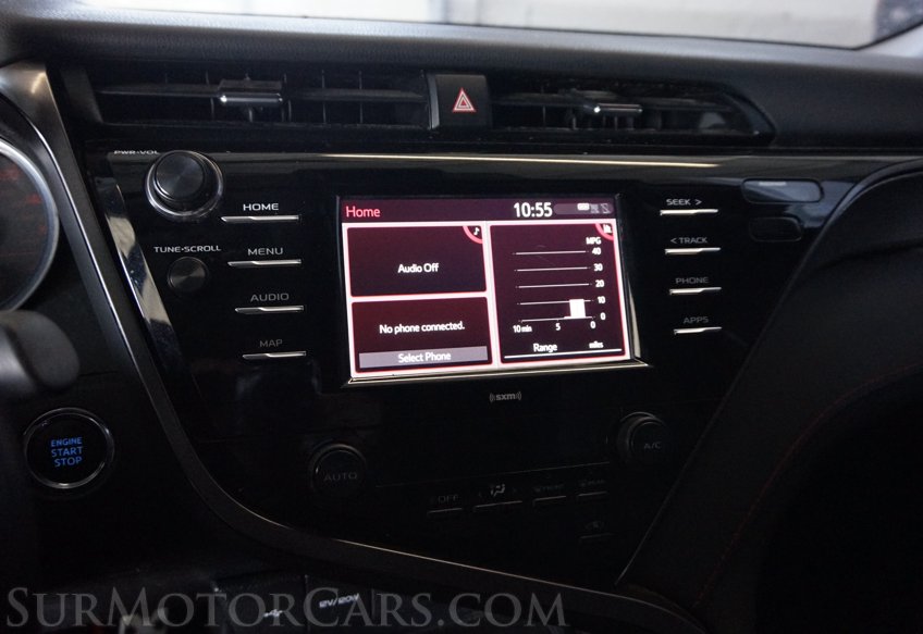 2020 Toyota Camry - Image 47