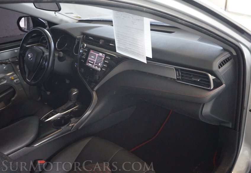 2020 Toyota Camry - Image 30