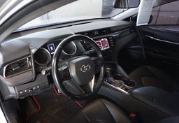 2020 Toyota Camry - Image 34