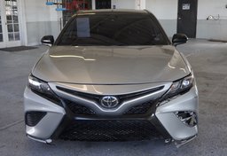 2020 Toyota Camry - Image 12