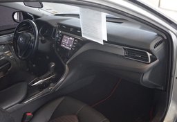 2020 Toyota Camry - Image 30