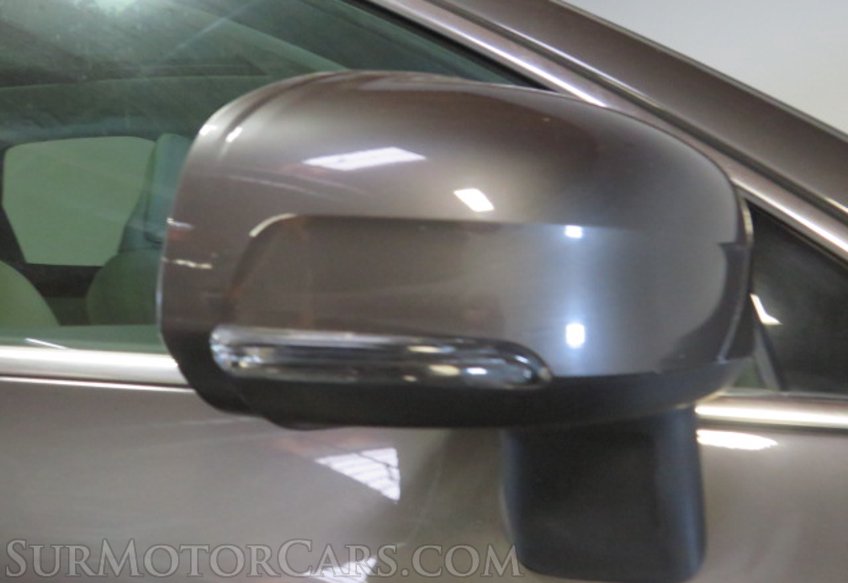 2022 Volvo XC60 - Image 16