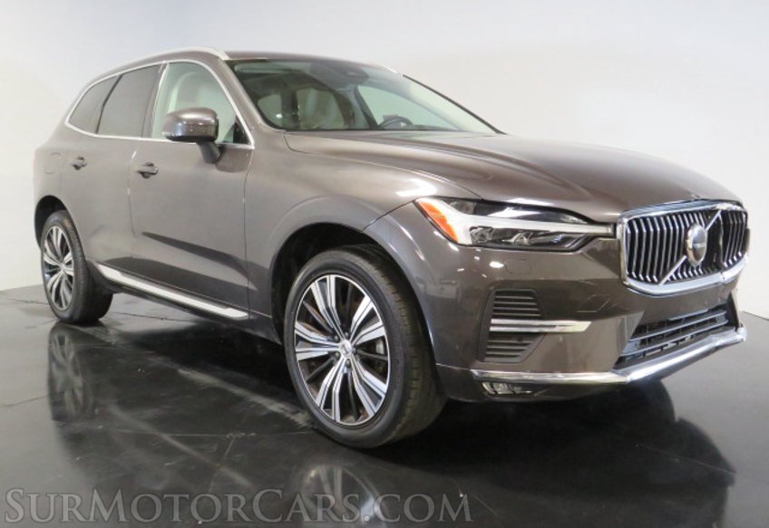 2022 Volvo XC60 - Image 3