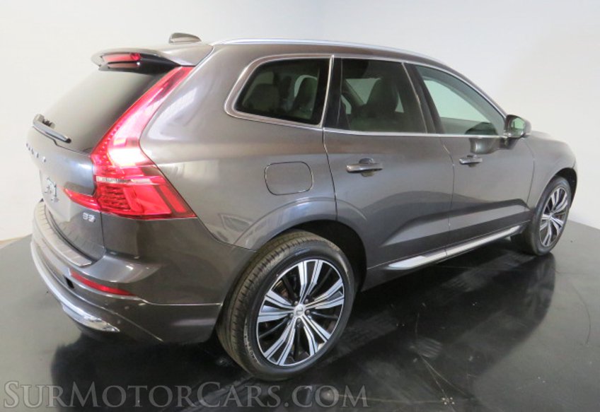 2022 Volvo XC60 - Image 7