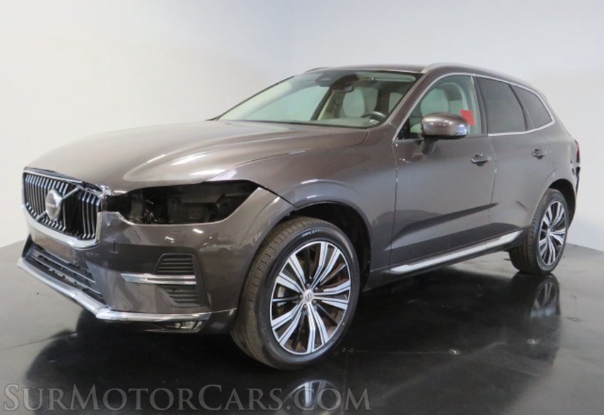 2022 Volvo XC60 - Image 4