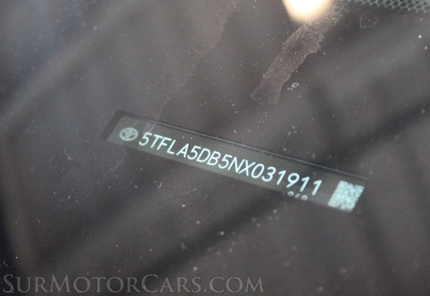 2022 Toyota Tundra - Image 70