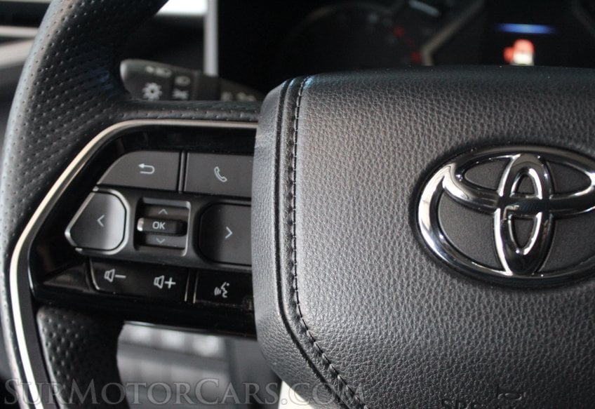 2022 Toyota Tundra - Image 43